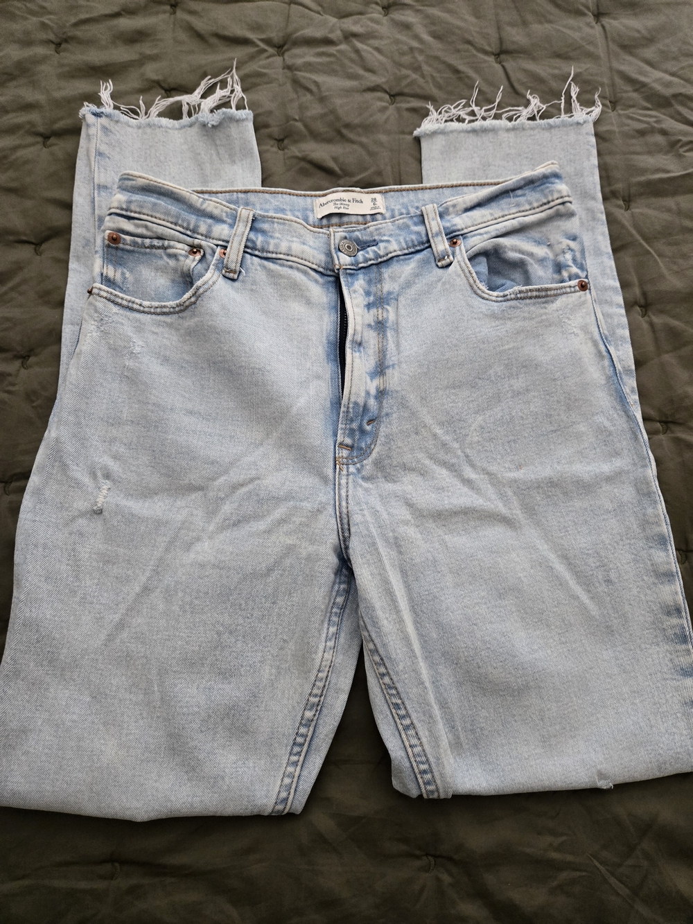 Abercrombie & Fitch Light Wash Skinny Jeans